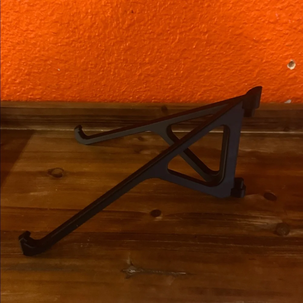 Portable, lightweight, durable, computer stand